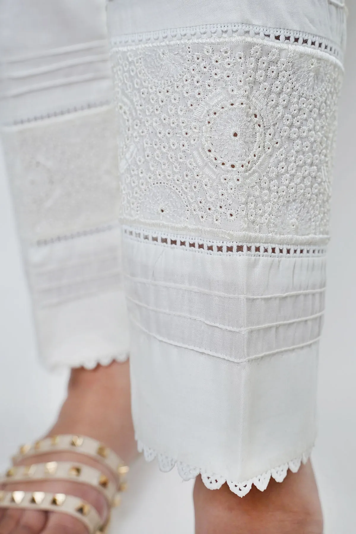 3668-WHITE EMBROIDERED COTTON TROUSER STITCHED