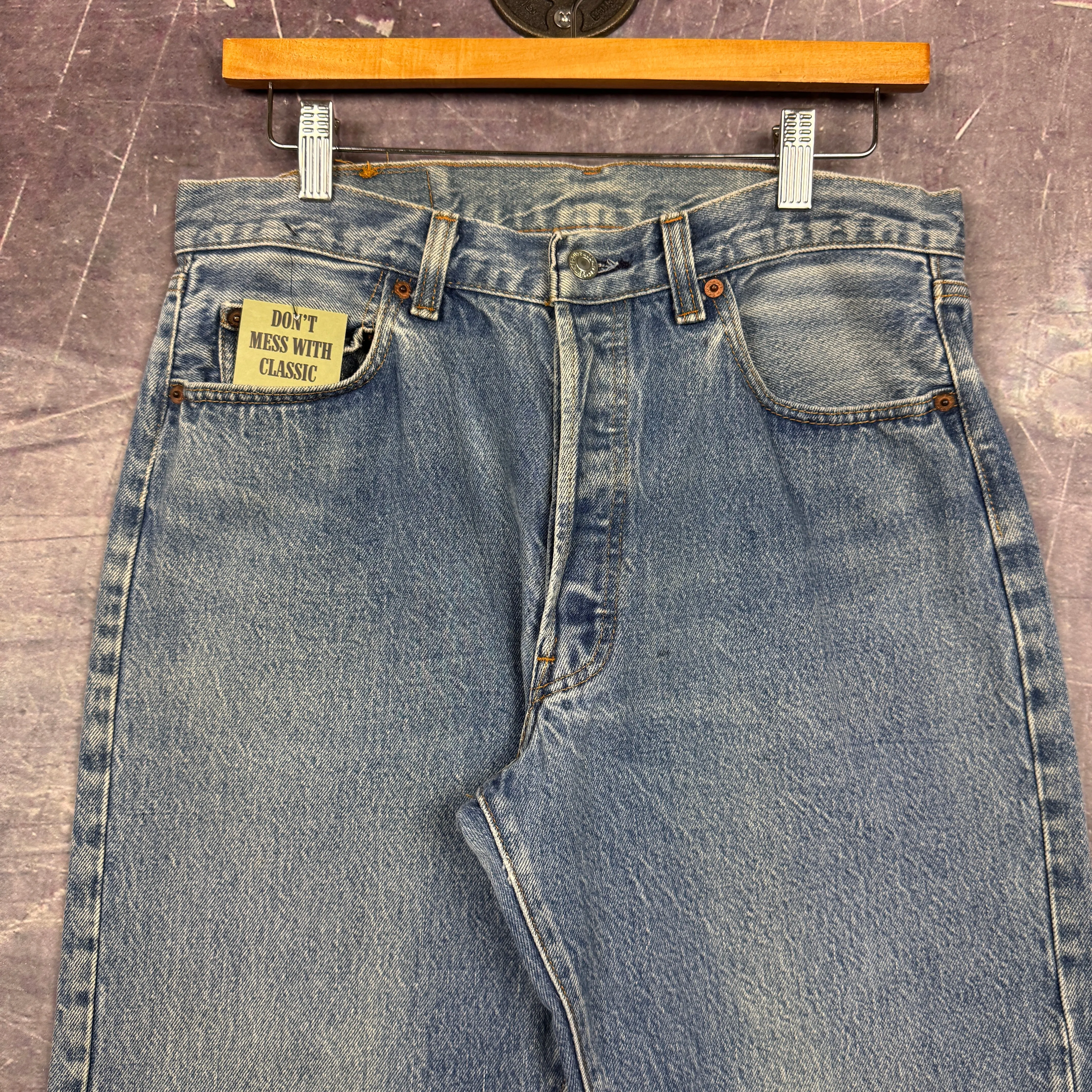 80s Light Wash Levi's 501 Denim Jeans 31x33 0641