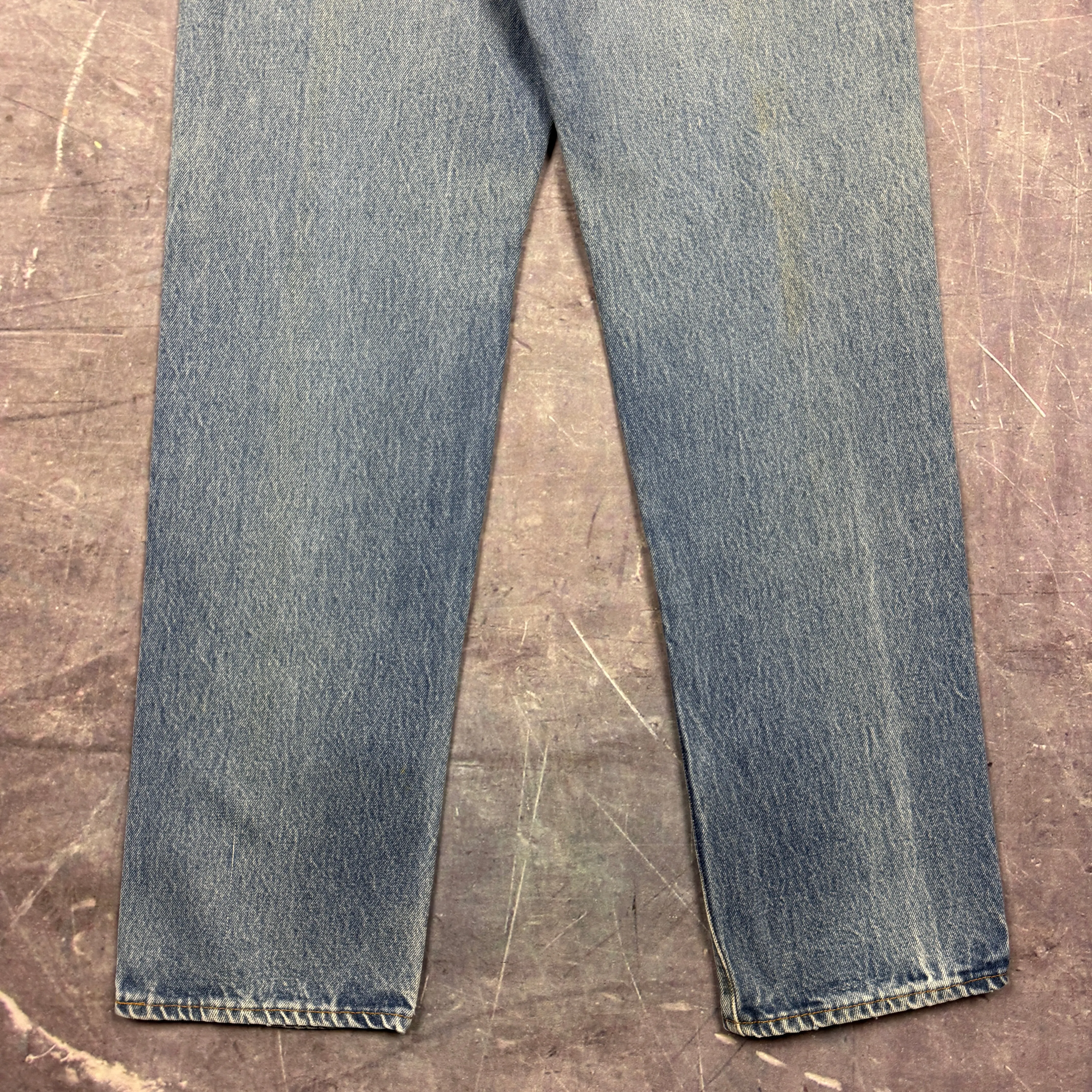 80s Light Wash Levi's 501 Denim Jeans 31x33 0641