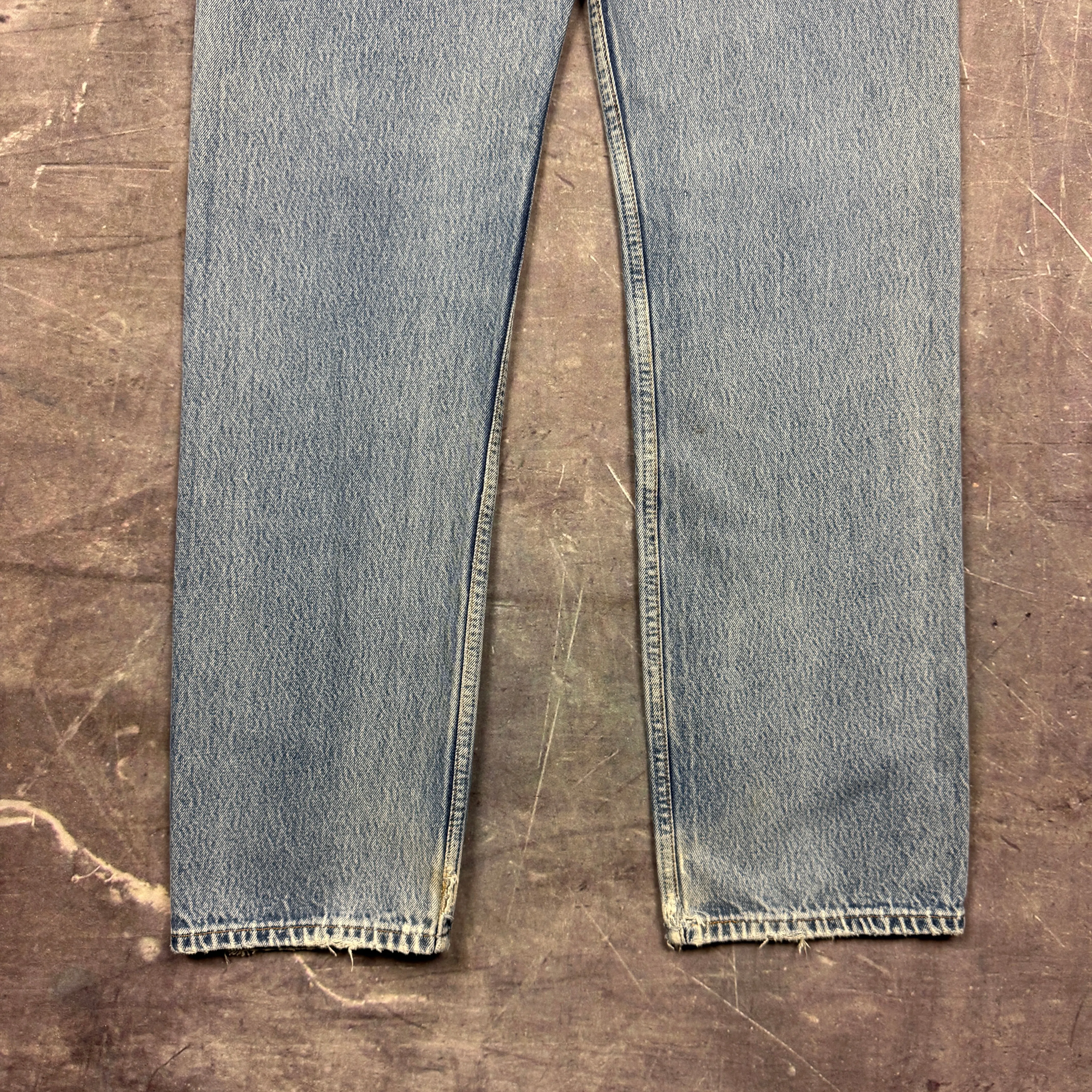 90s Light Wash Levi's 501 Denim Jeans 33x35 0702