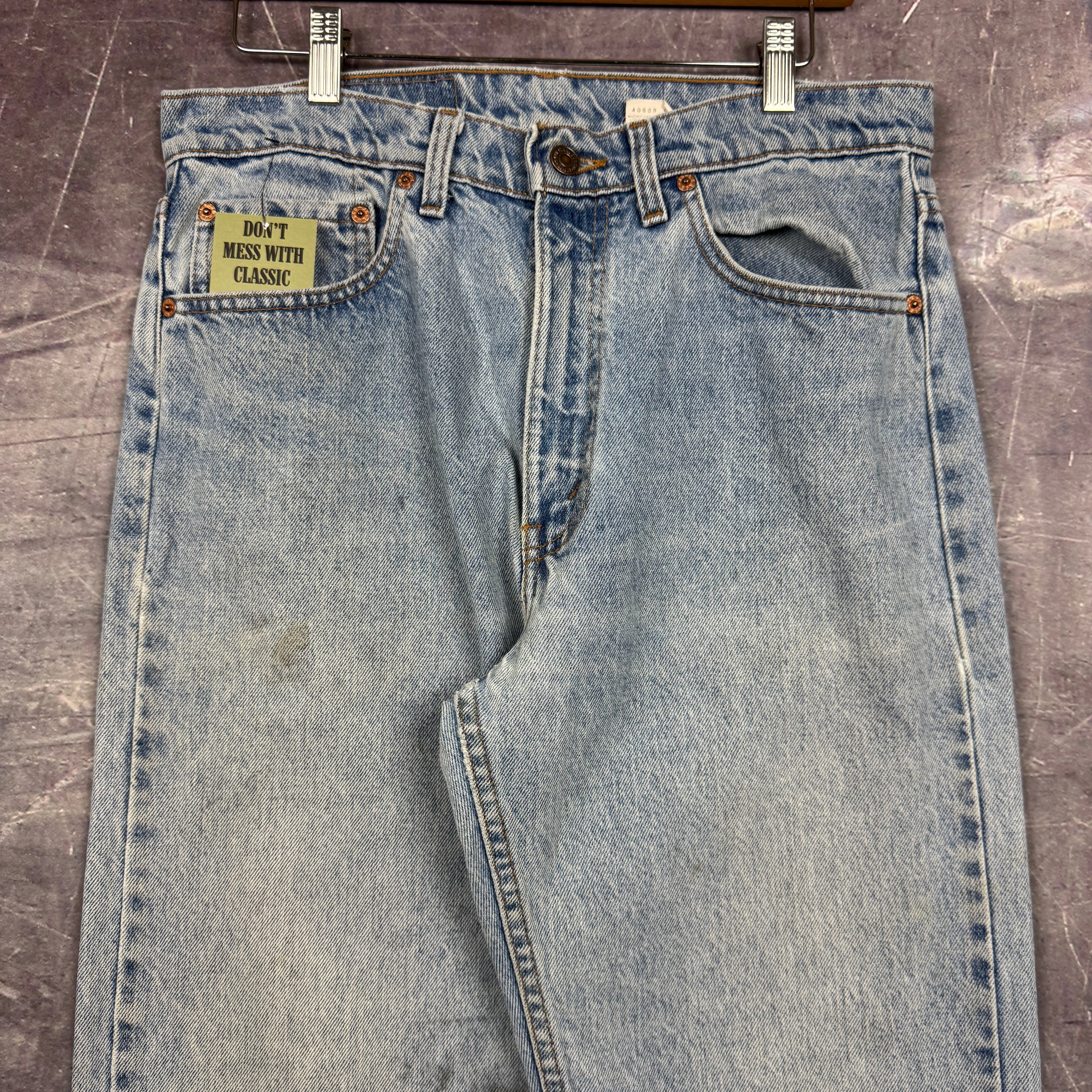 90s Light Wash Levi's 505 Denim Jeans 31x28 0697