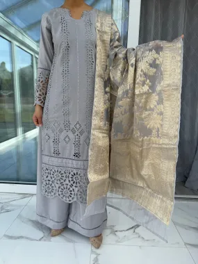 IVY CHIKAN KARI GREY