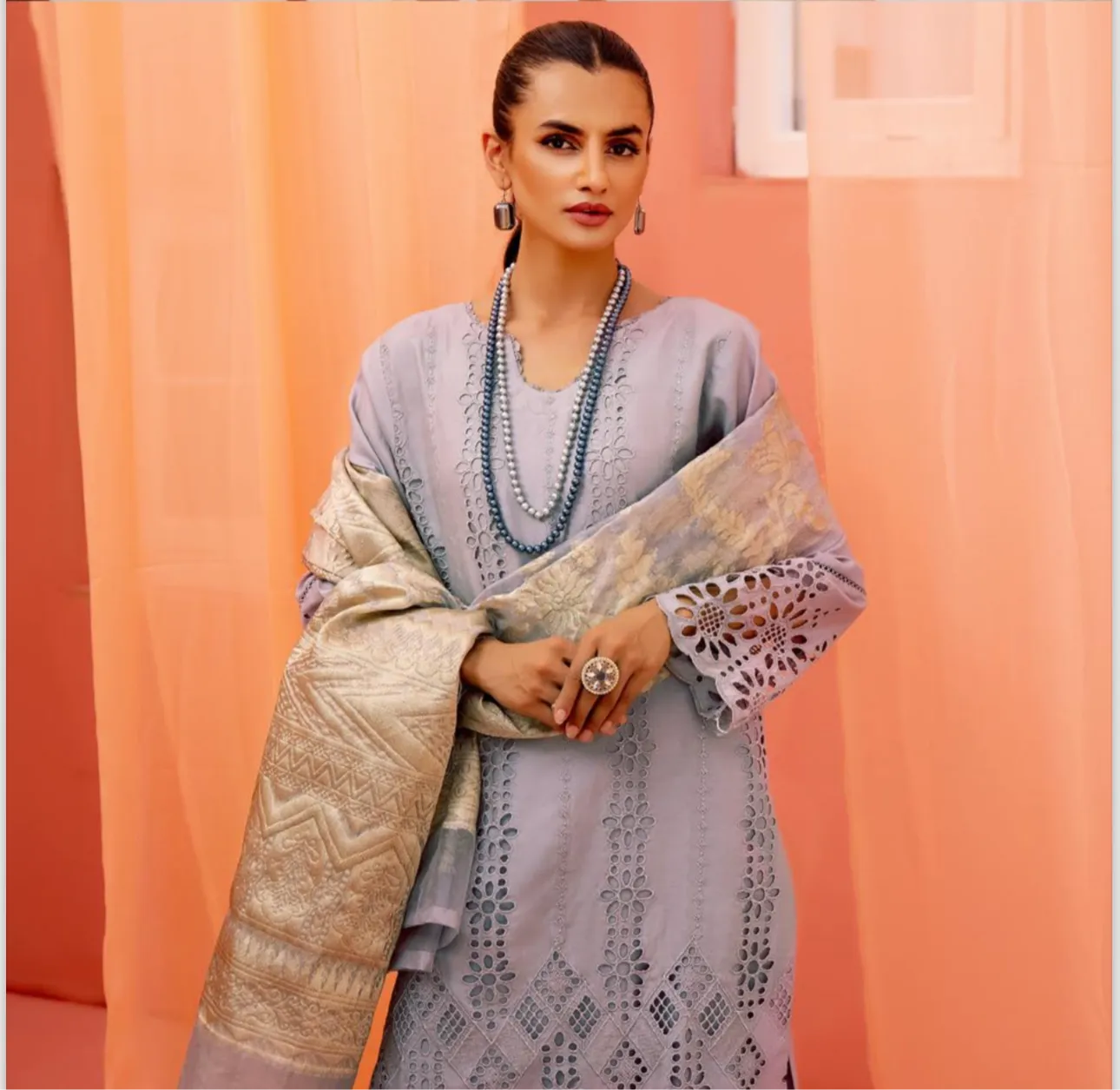 IVY CHIKAN KARI GREY