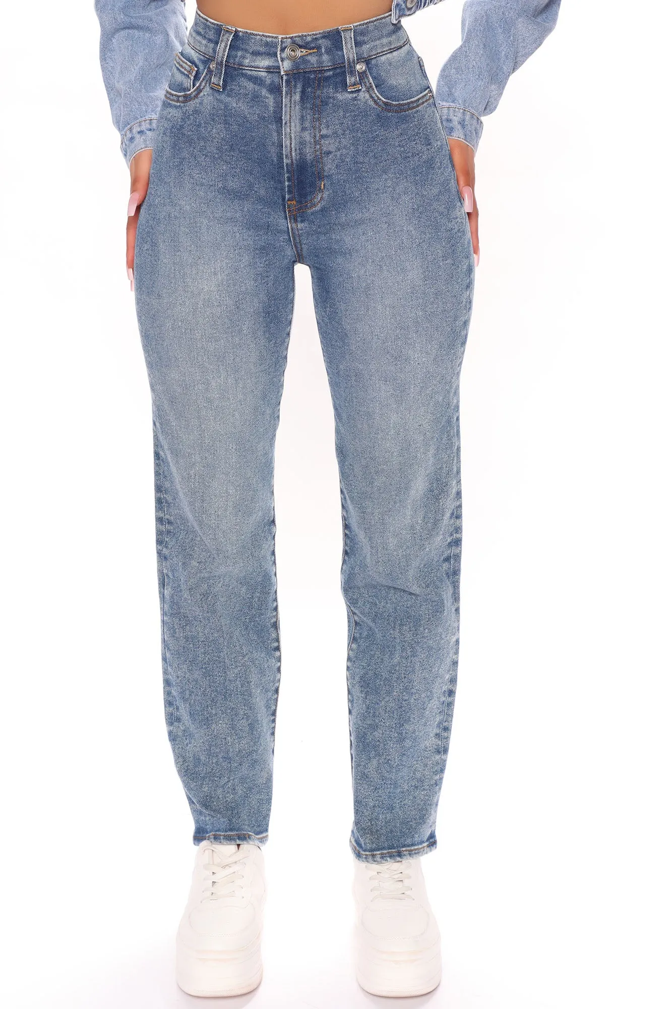 KittenAlarm - 90's Vibe High Rise Tapered Jeans - Medium Blue Wash