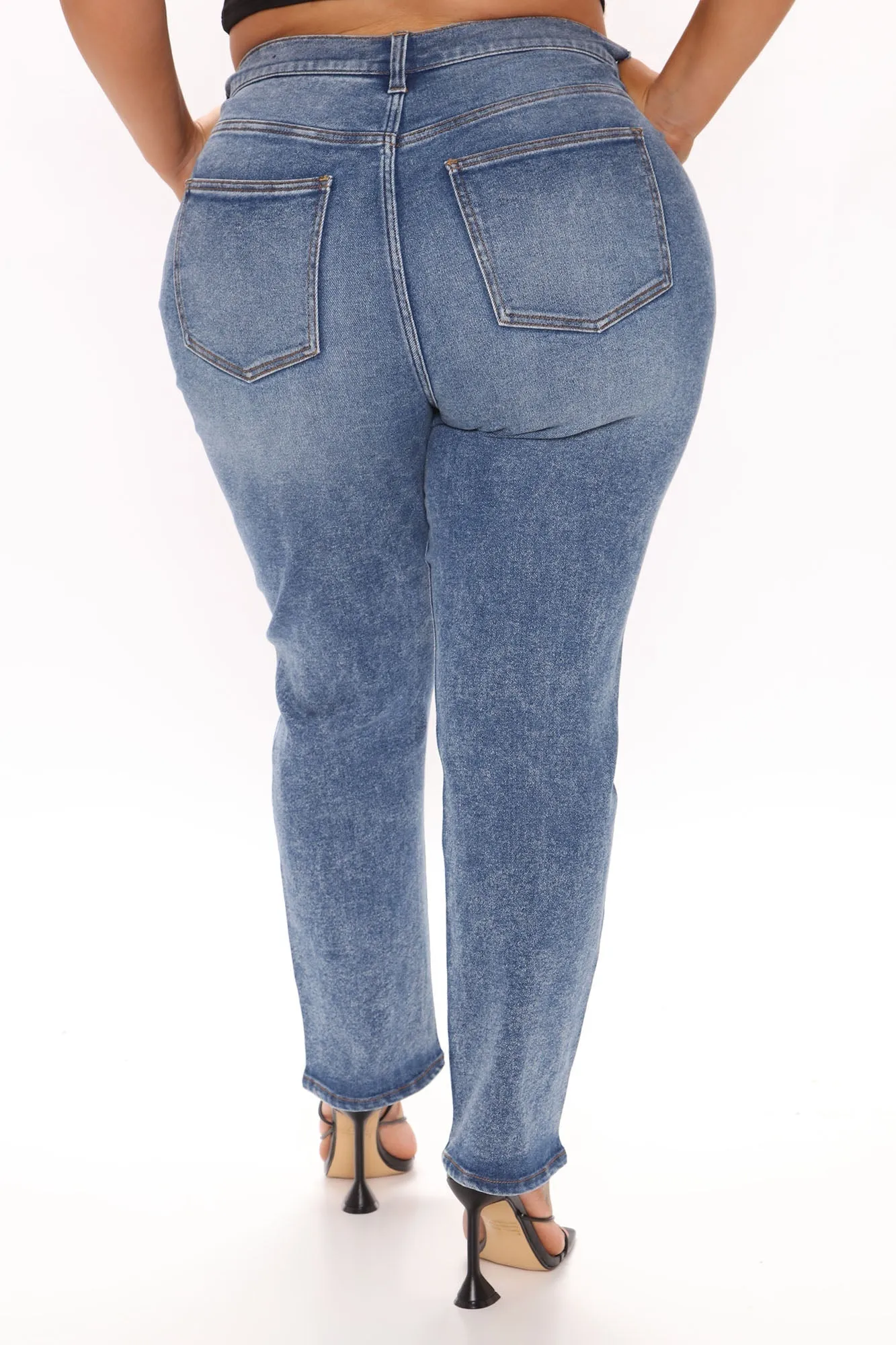 KittenAlarm - 90's Vibe High Rise Tapered Jeans - Medium Blue Wash